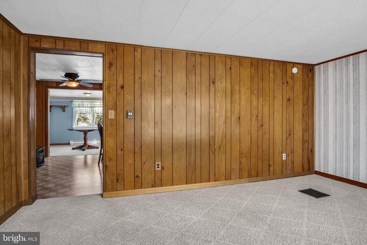 Property Photo:  647 N Middle Road  PA 17241 