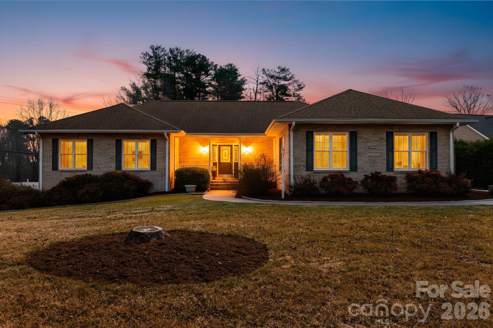 Property Photo:  390 Classic Oaks Circle  NC 28792 
