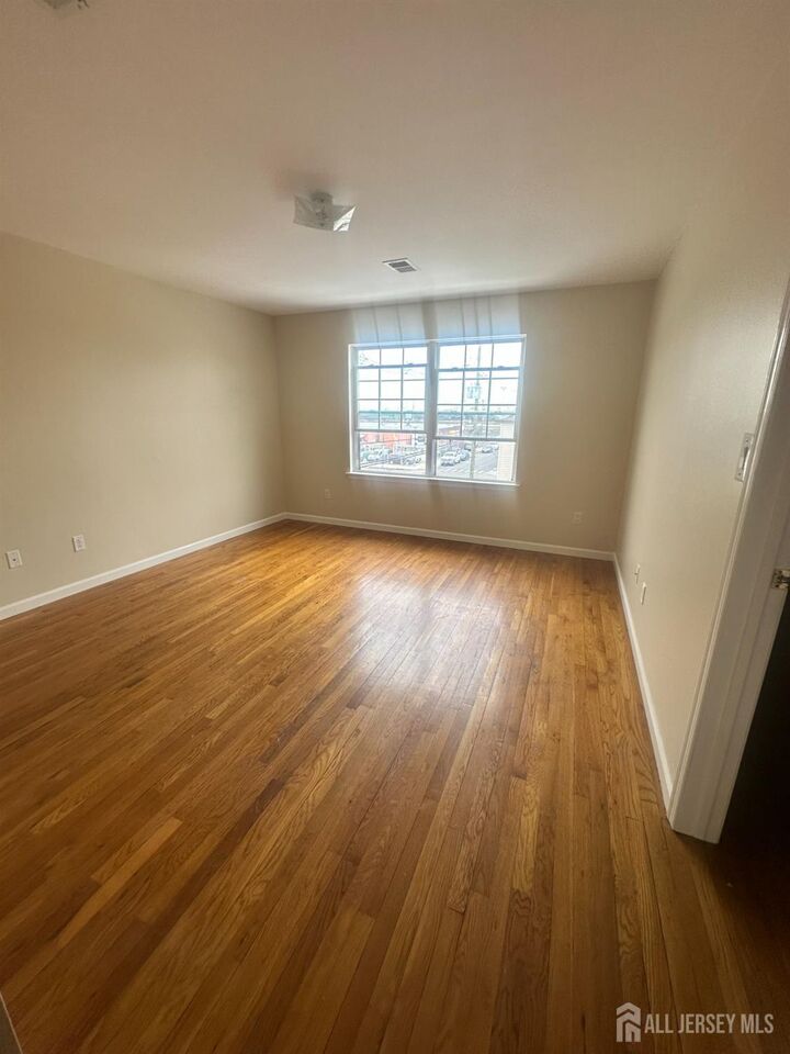 Property Photo:  663 S Park Street S  NJ 07206 