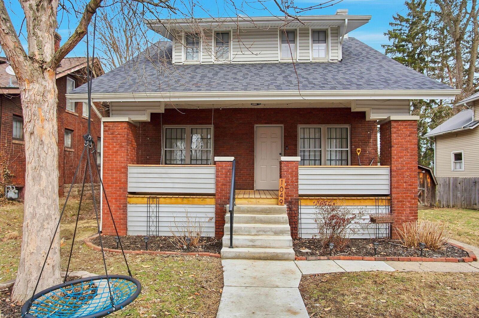 Property Photo: 1049 Charles Street OH 43701
