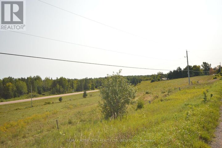 Property Photo:  1810 Garden Of Eden Road  ON K0J 1Y0 