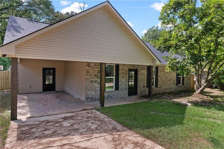 Property Photo:  210 Paula Lane  LA 71457 
