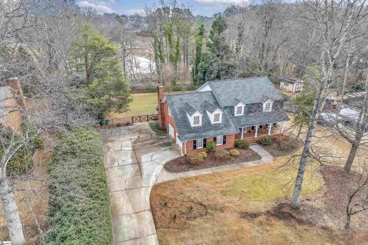 Property Photo: 507 Thornhill Drive SC 29301