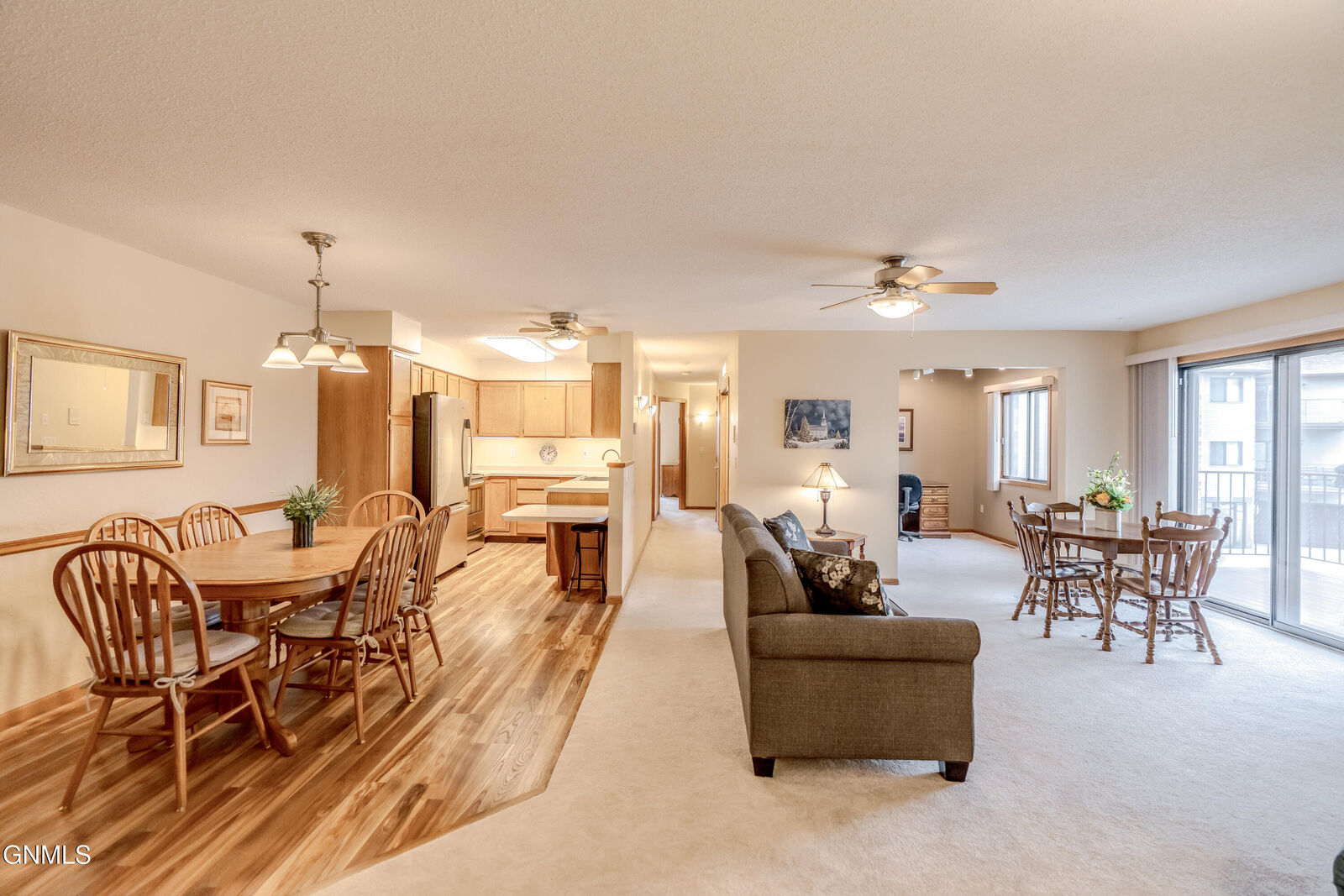 Property Photo:  2630 Gateway Avenue 204  ND 58503 