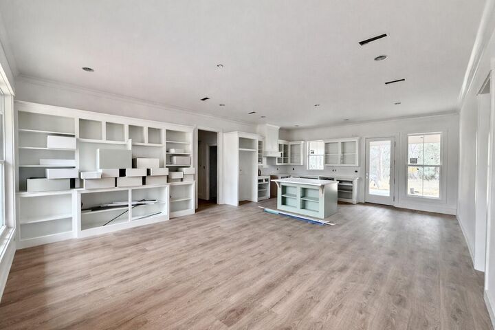 Property Photo:  41 Forest Barnes  MS 39465 