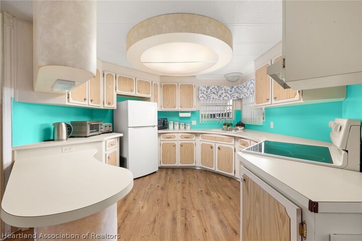 Property Photo:  3248 Delaware Avenue  FL 33870 