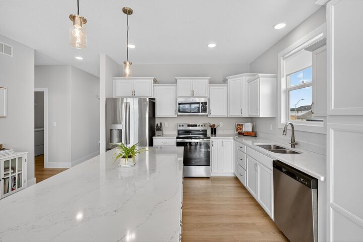 Property Photo:  2710 22nd Street SW  IA 50009 