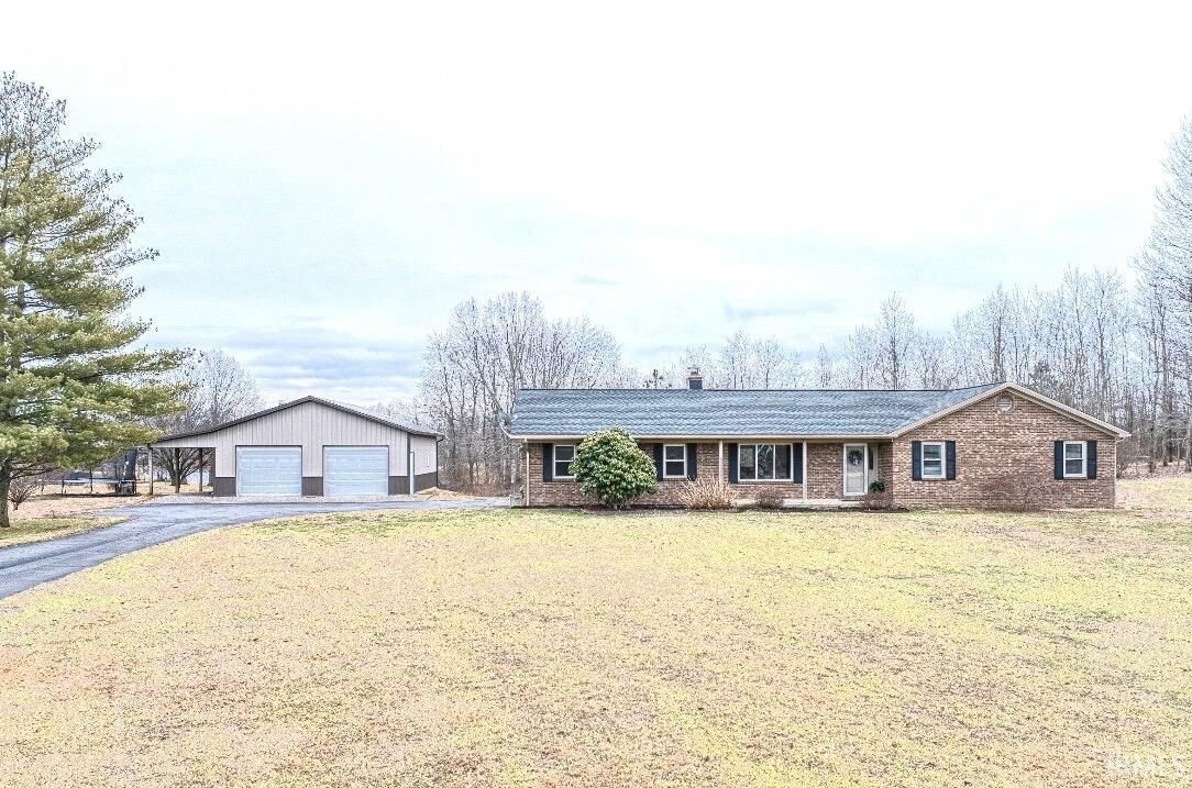 Property Photo: 1599 Country Road IN 47601