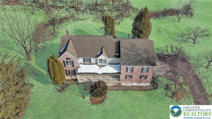 Property Photo:  15 Spring Water Court  PA 18042 