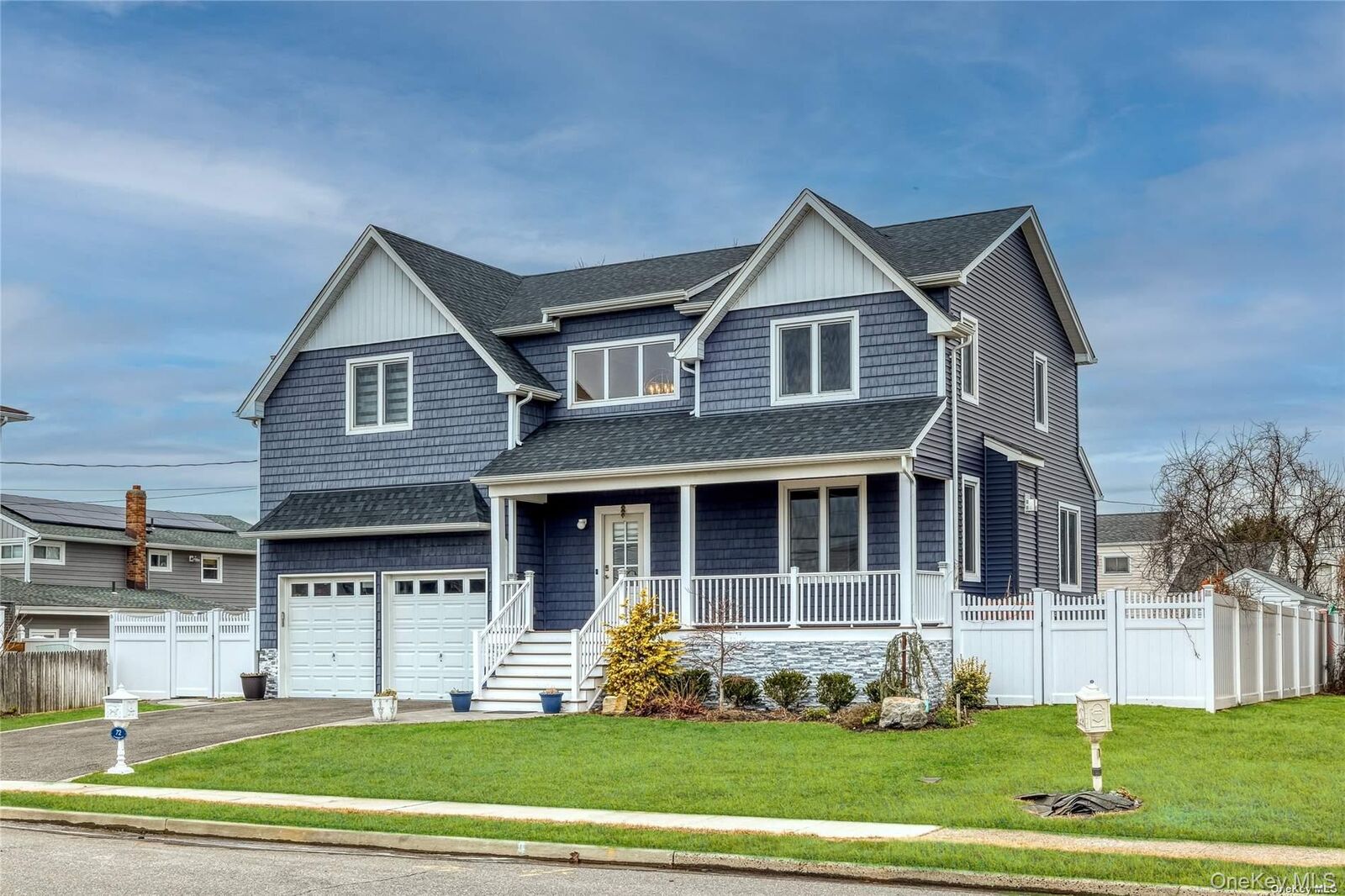 Property Photo:  72 W Marine Avenue  NY 11757 