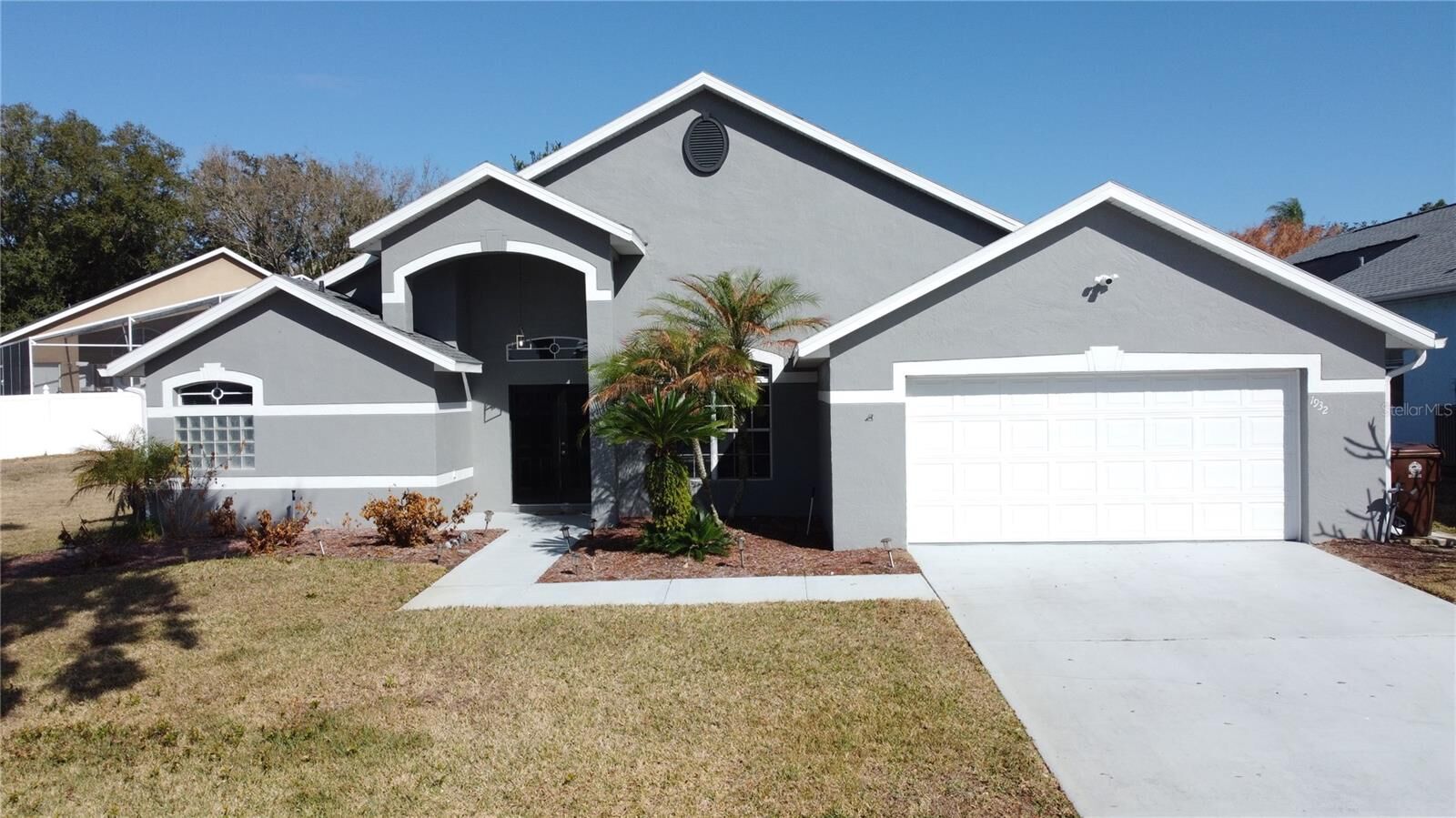 Property Photo: 1932 Southern Dunes Boulevard FL 33844