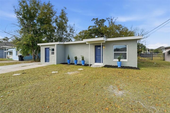 Property Photo:  2139 W Gore Street  FL 32805 