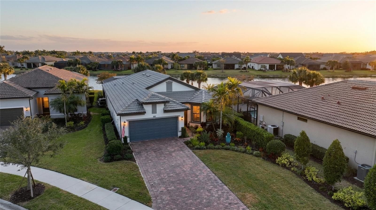 Property Photo: 13351 Esposito Street FL 34293