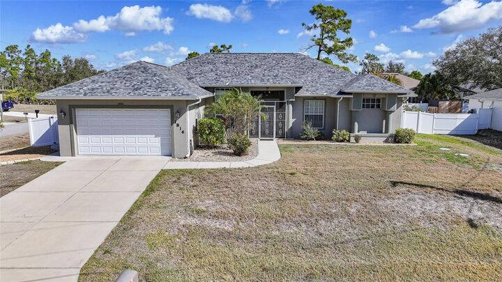 Property Photo: 1816 Northland Avenue FL 34288