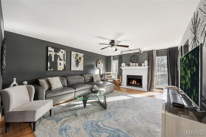 Property Photo: 2147 Riding Spur Drive MO 63146