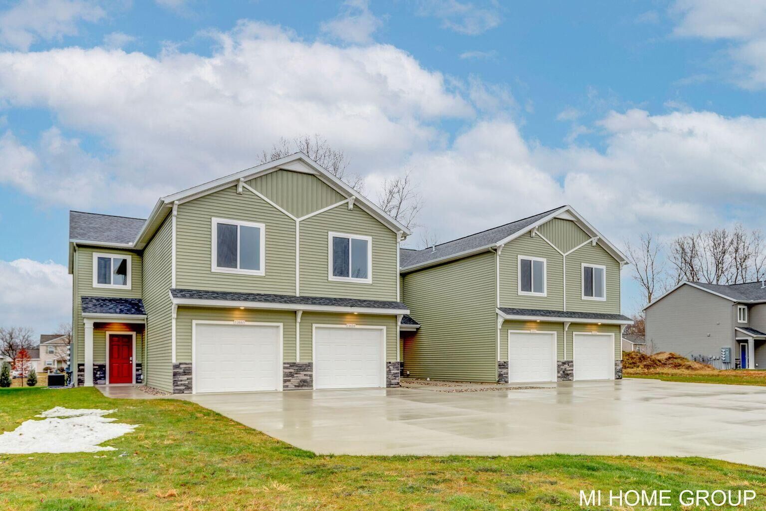 Property Photo:  13664 Signature Drive  MI 49424 