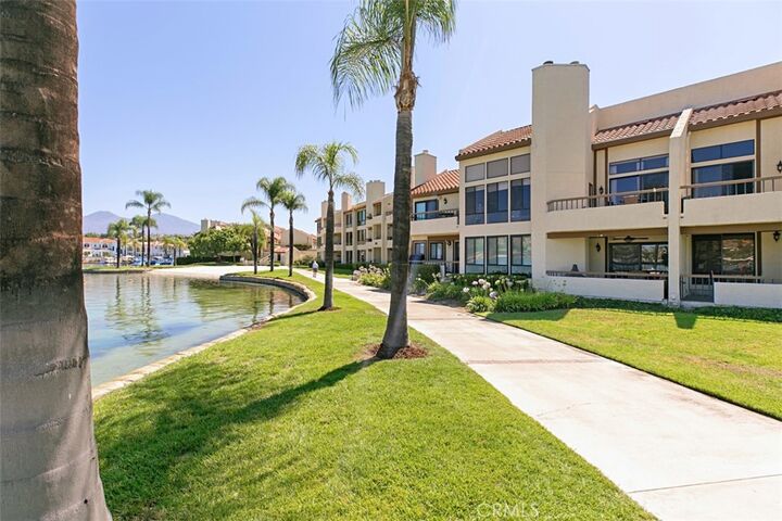 Property Photo:  27855 Lentiscal 38  CA 92692 