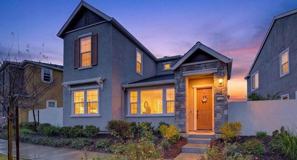 Property Photo:  2860 McCloud Way  CA 95747 