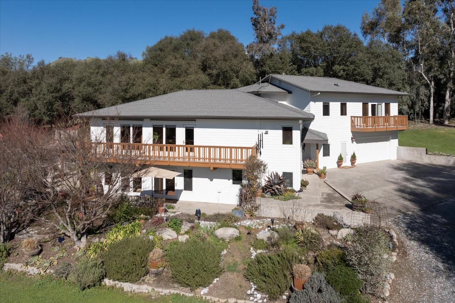 Property Photo: 7162 Amoloc CA 95651