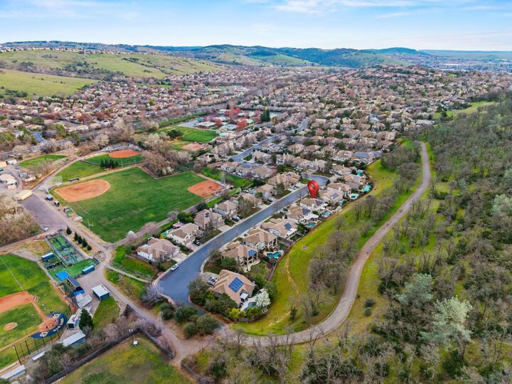 Property Photo: 3882 Meadow Wood Drive CA 95762