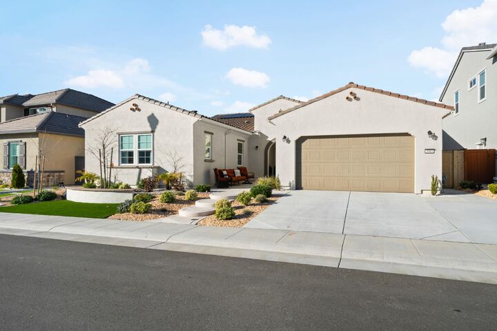 Property Photo: 3065 Palo Alto Street CA 95747