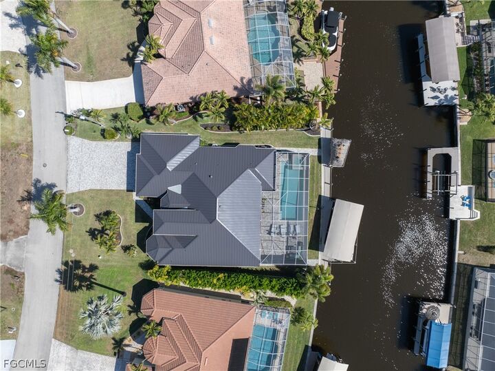 Property Photo: 1914 SE 21st Street FL 33990