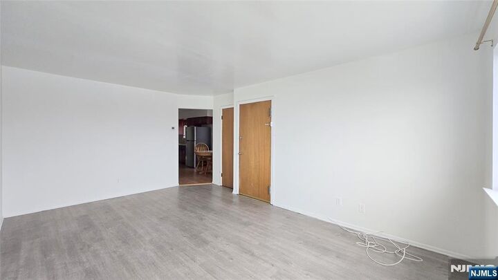 Property Photo:  619 Sussex Street 3  NJ 07029 