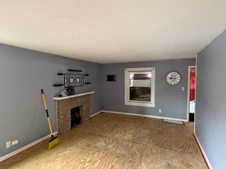 Property Photo: 614 Jackson Street MN 55303