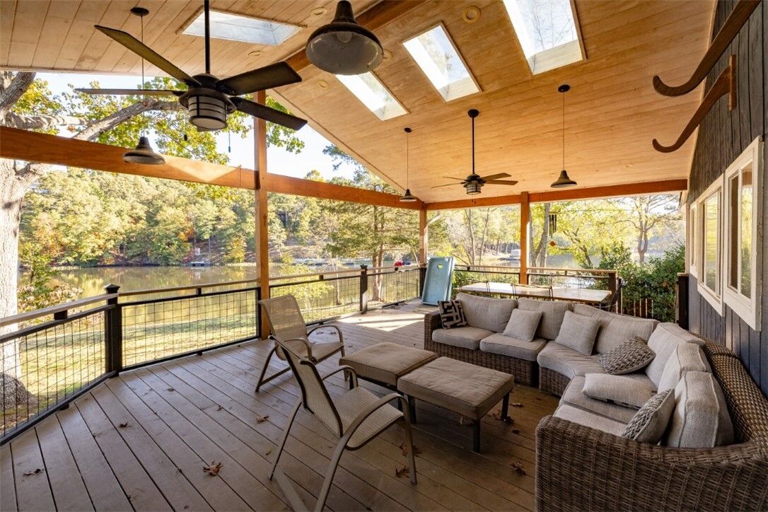 Property Photo: 12 Itetbury Lane AR 72714