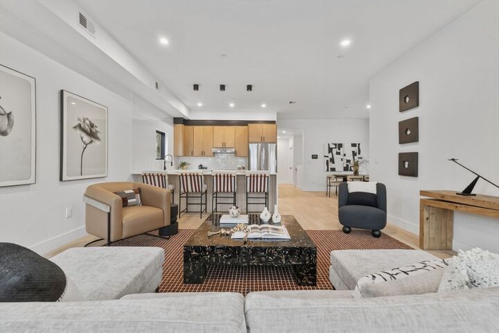 Property Photo:  156 Albion St 1  MA 02144 