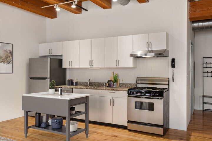 Property Photo:  21 Wormwood St 323  MA 02210 