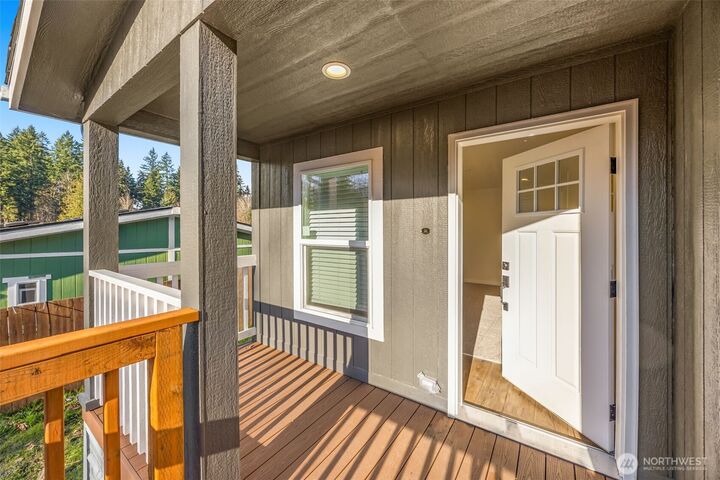 Property Photo:  28454  168th Avenue SE 29  WA 98042 