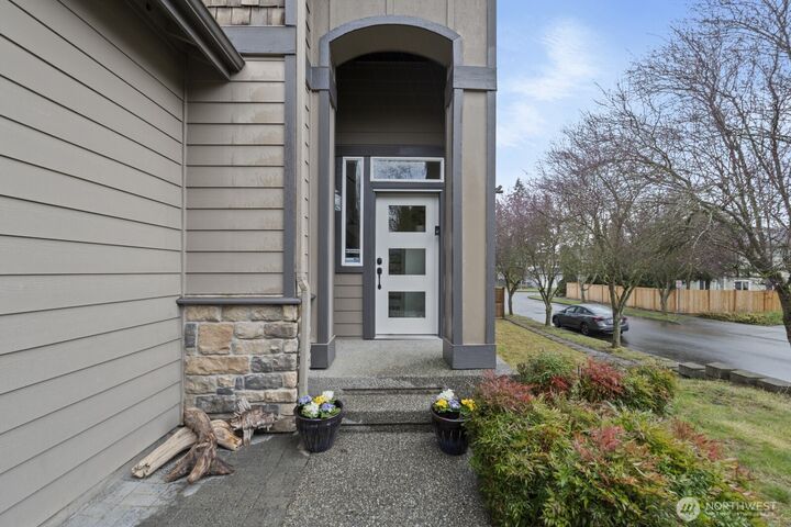 Property Photo:  4233  154th Place SE  WA 98012 