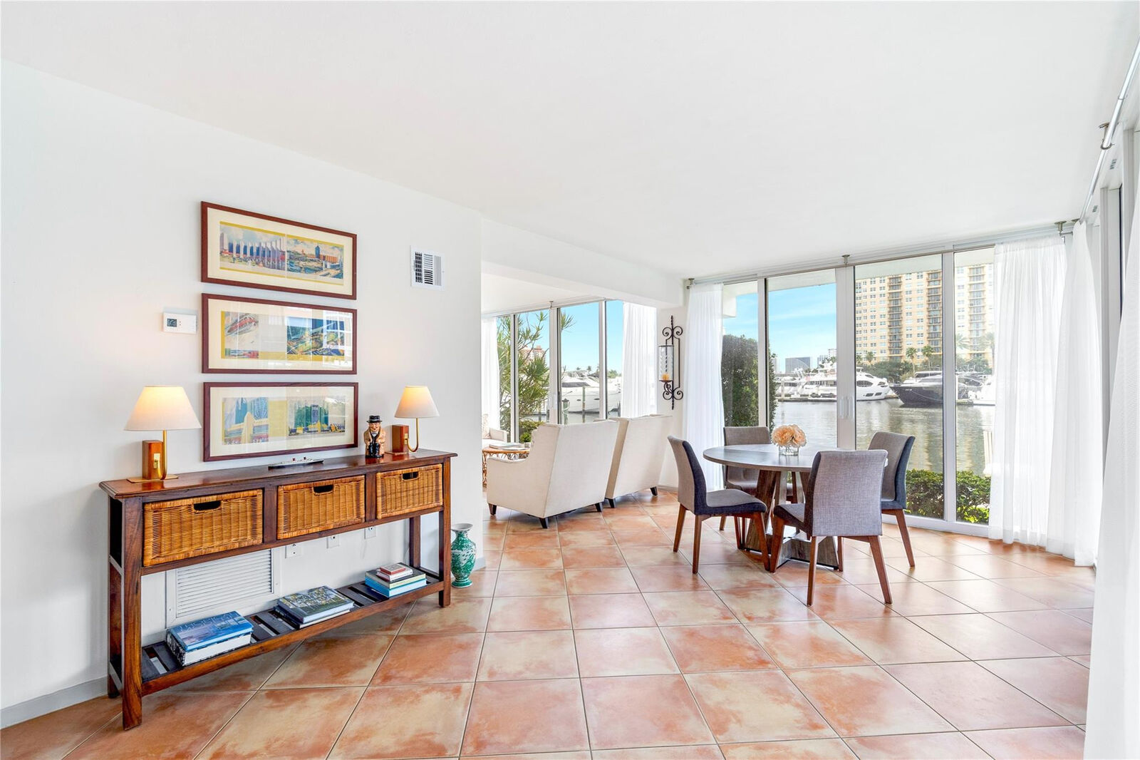 Property Photo:  2740 Yacht Club Boulevard 9D  FL 33304 