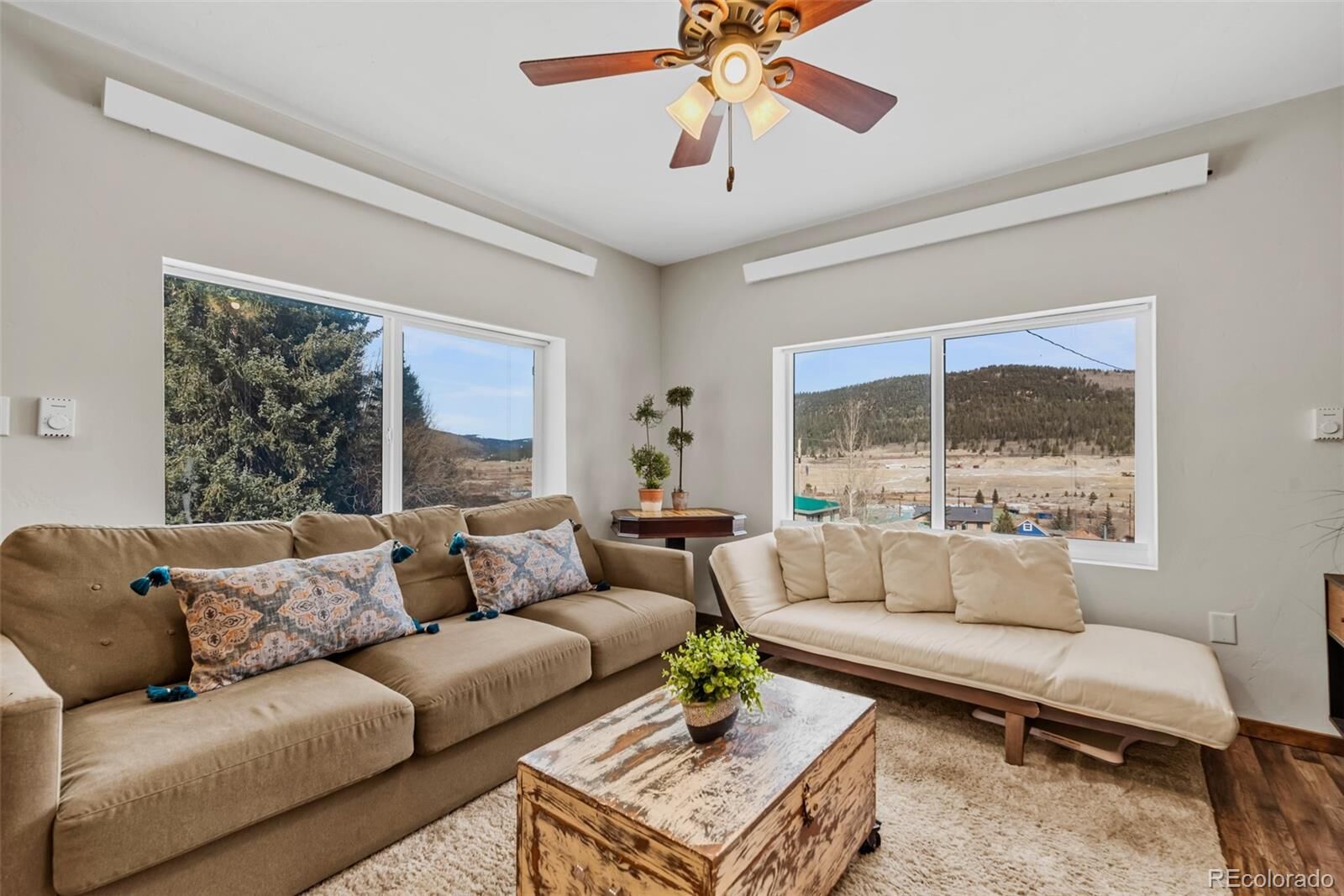 Property Photo: 71 Aspen Street CO 80420