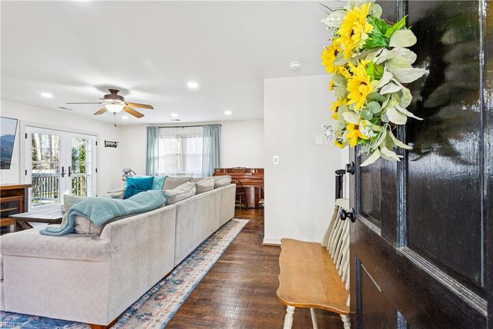 Property Photo:  215 Hodges Cove Rd  VA 23692 