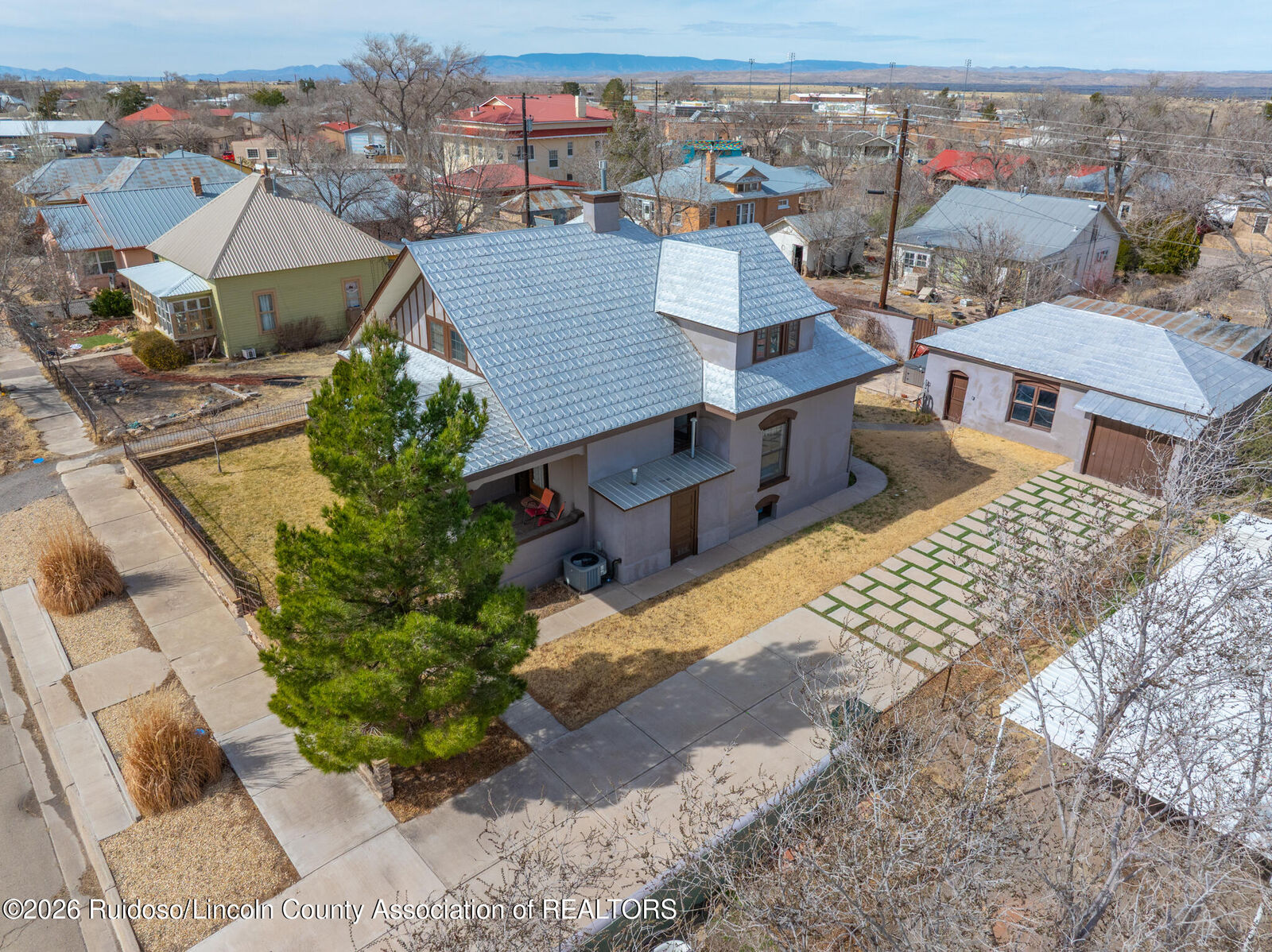 Property Photo:  406 11th Street  NM 88301 