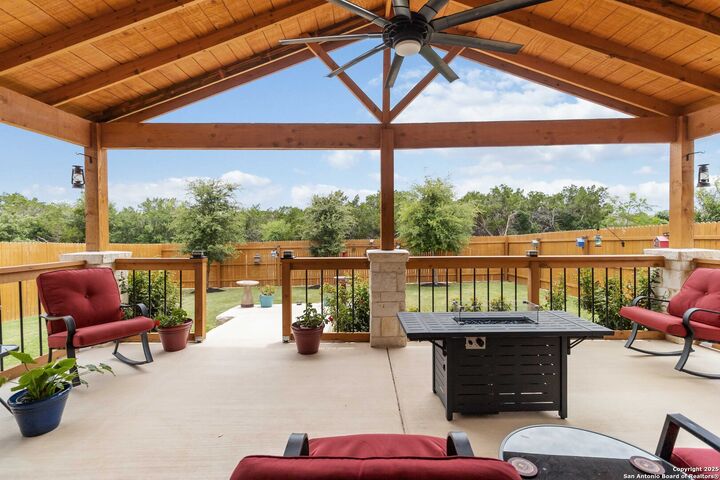 Property Photo:  14702 Somerset Mill  TX 78254 
