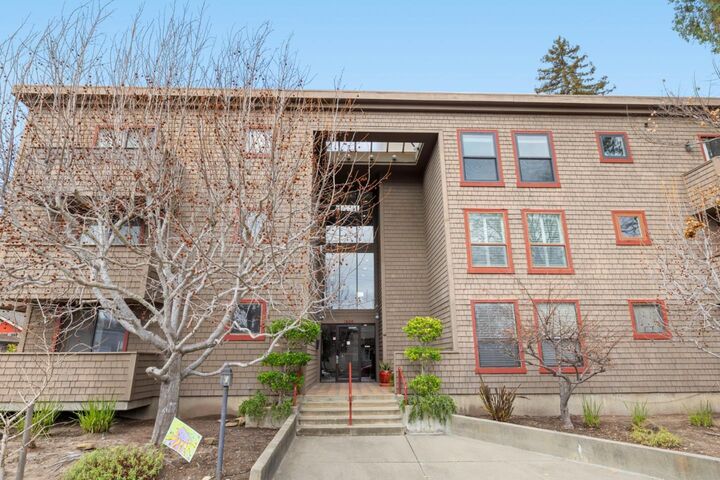 Property Photo: 1500 Sherman Avenue 3C CA 94010