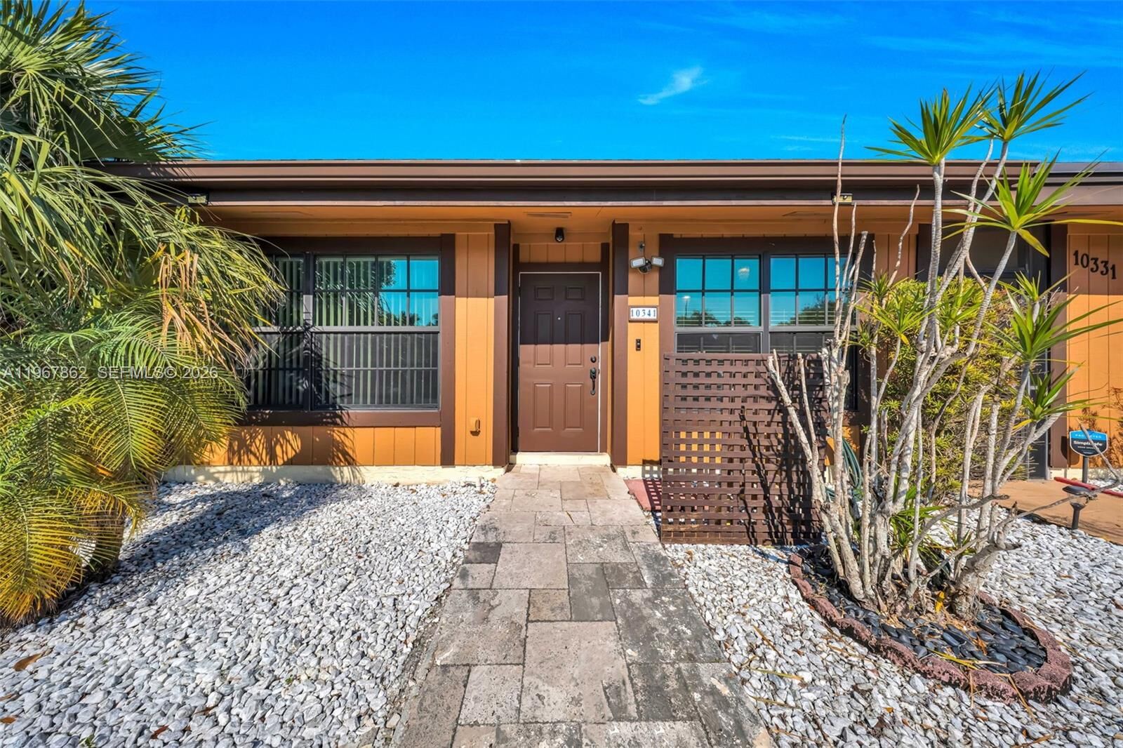 Property Photo:  10341 Orange Ct  FL 33026 