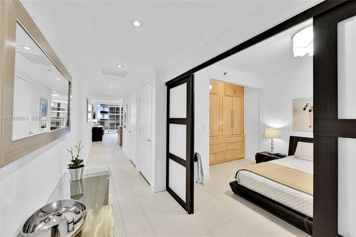 Property Photo:  1830 S Ocean Dr 4005  FL 33009 