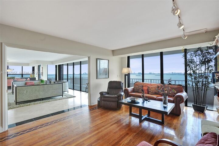 Property Photo: 11113 Biscayne Blvd 1757 FL 33181