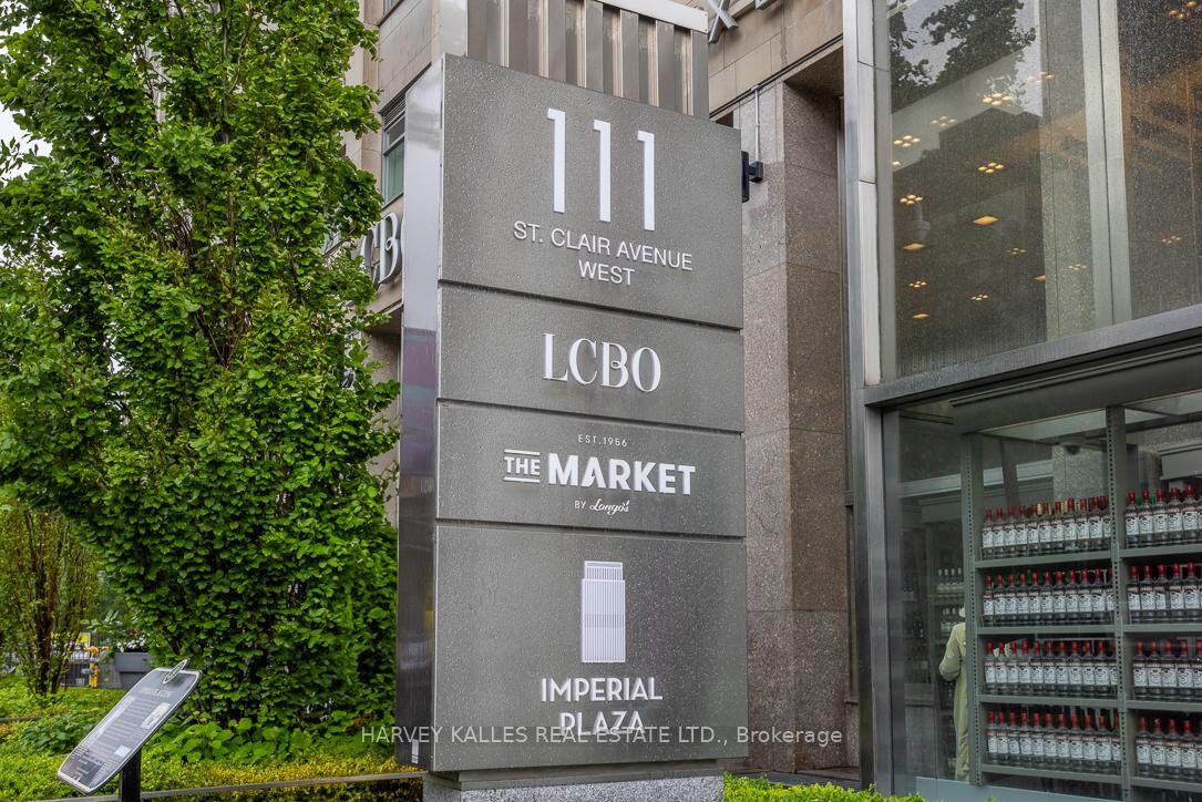Property Photo: 111 St Clair Avenue W 1013 ON M4V 1N5