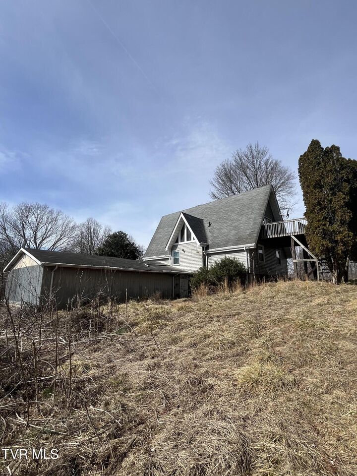 Property Photo: 451 Bayhill Drive TN 37686