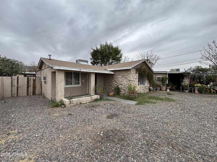 Property Photo:  740 W Cinnabar Avenue  AZ 85021 