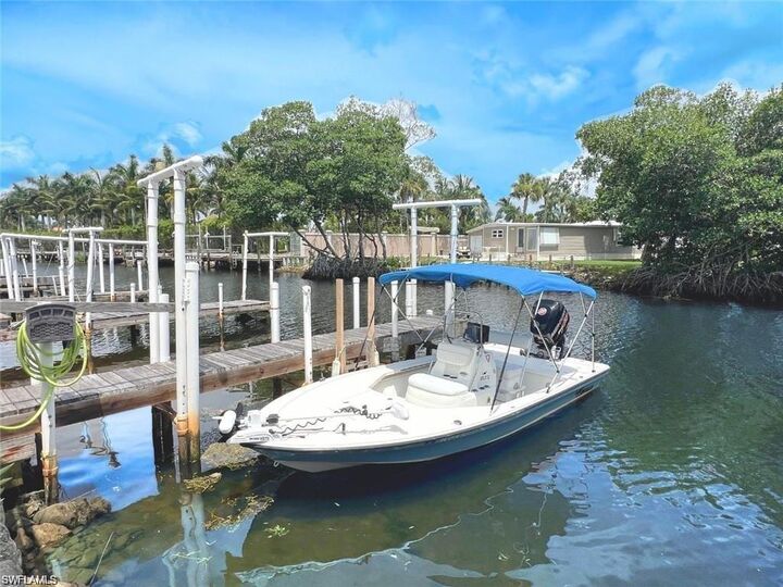 Property Photo:  153 Carissa Ln 85  FL 34114 