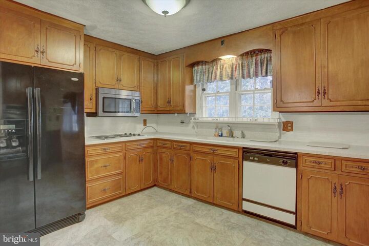 Property Photo: 34 Acorn Circle PA 17202