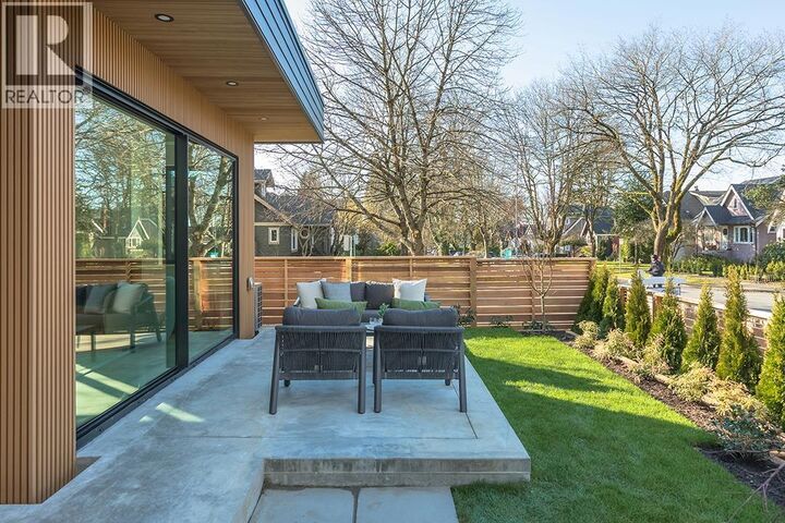 Property Photo: 396 West 21 Avenue BC V5Y 2E5