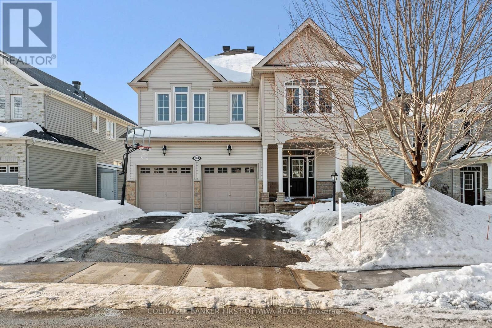 Property Photo:  709 Mondego Terrace  ON K2J 5Y3 