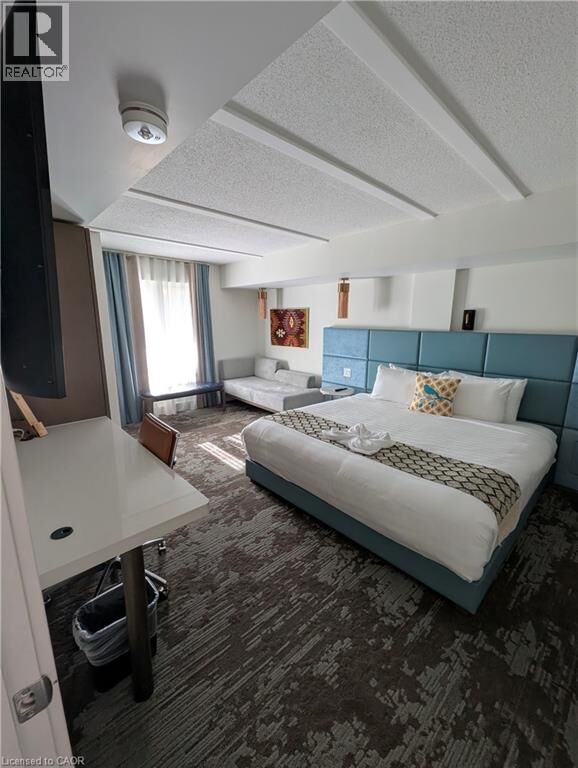 Property Photo: 9 Harbour Street East ON L9Y 5B5